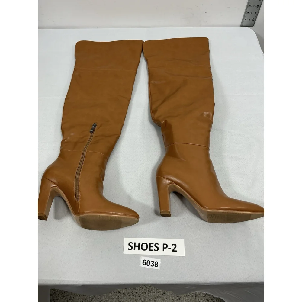 Womans Wet Kiss Pullon Otk Boots 7.5 Camel 1/4 Zip Heel Pointed Toe Top Folds